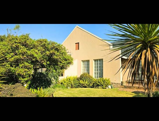 2 BEDROOM SIMPLEX FOR SALE IN ALBERTSDAL